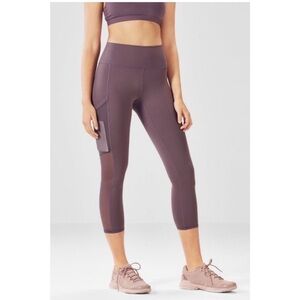 FABLETICS On-The-Go PowerHold® High-Waisted Capri